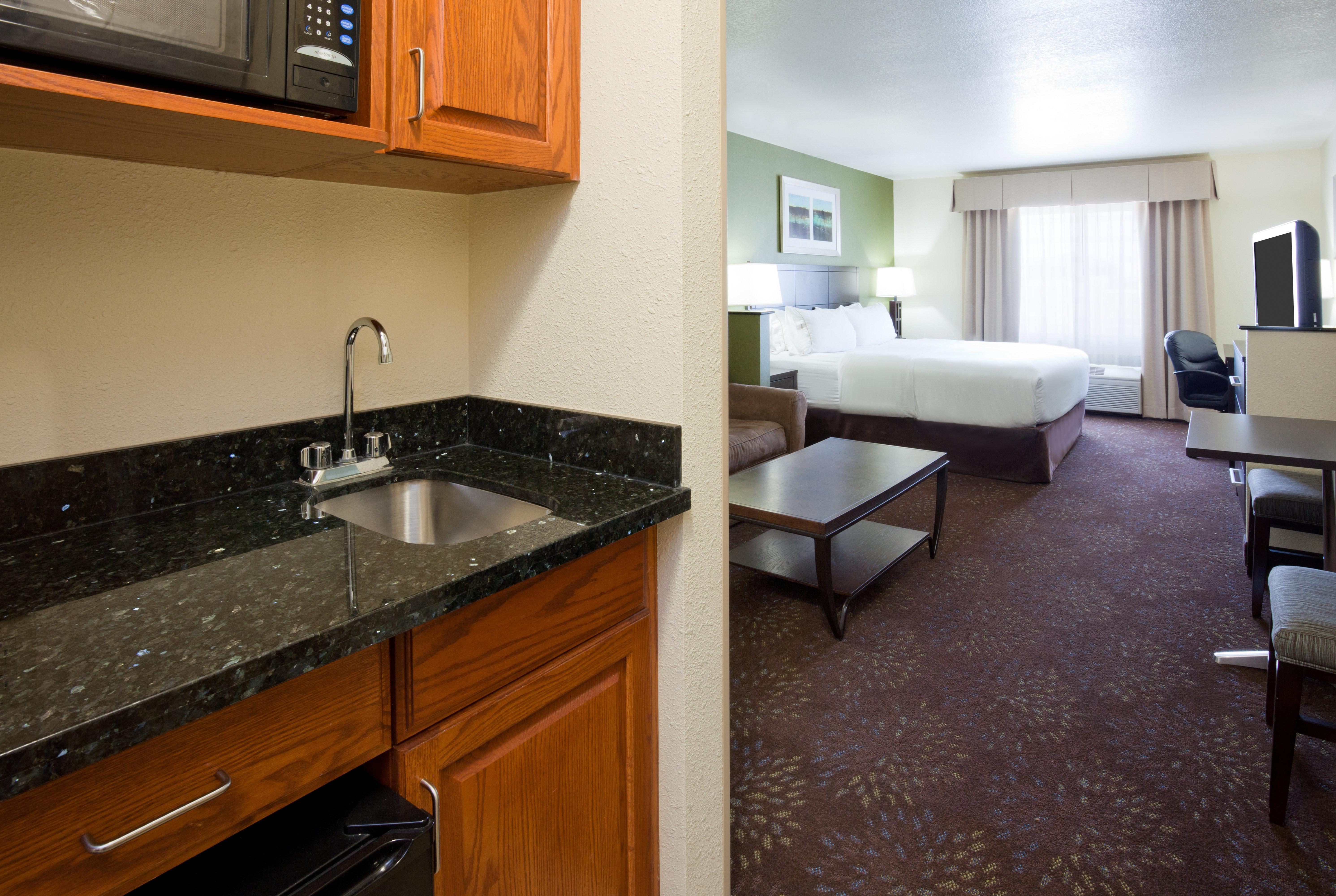 Holiday Inn Express & Suites Aberdeen By Ihg Εξωτερικό φωτογραφία